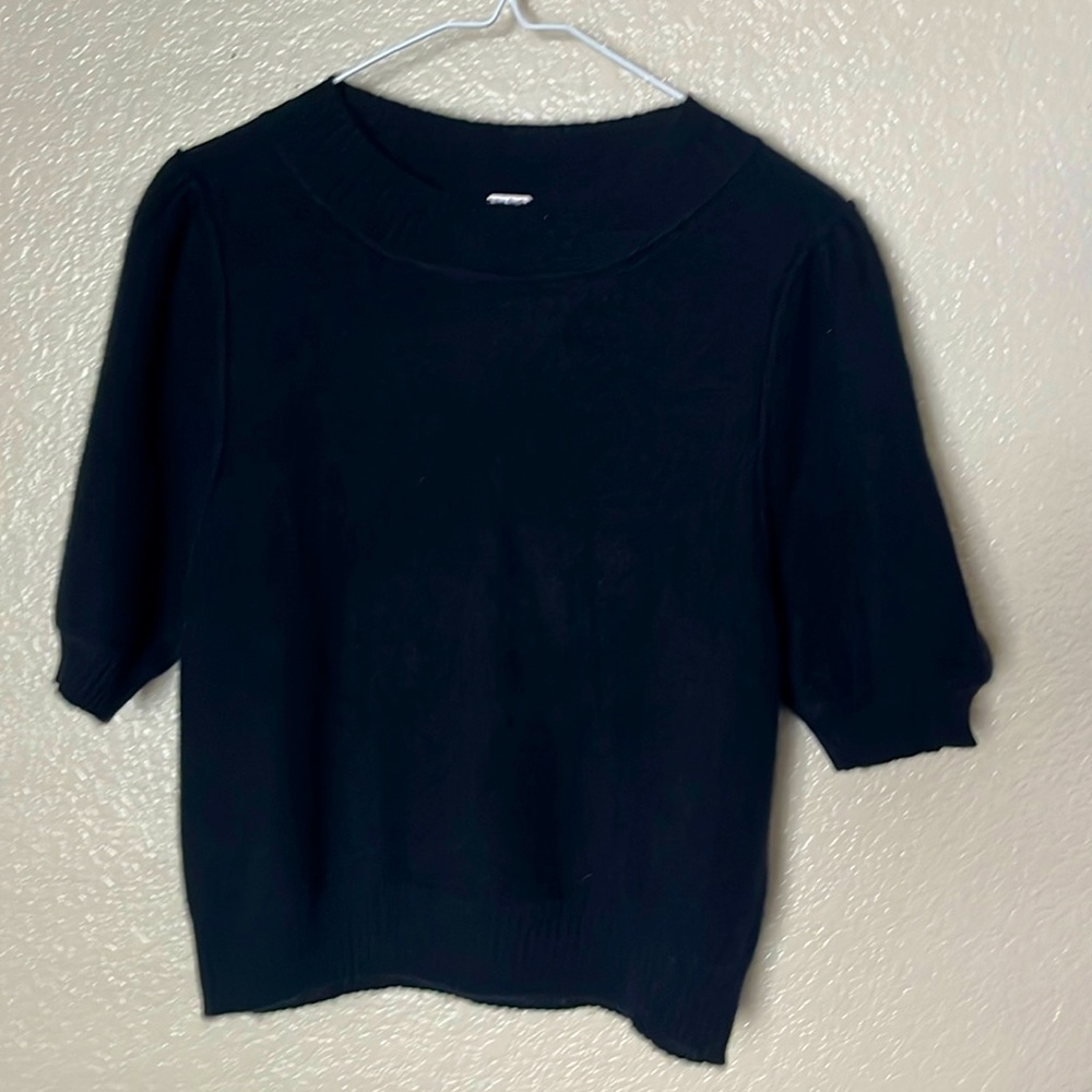 Cashmere sweater, puffy short sleeves
